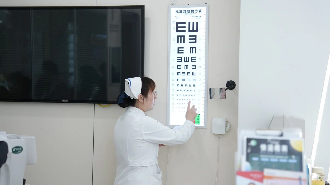 孩子總歪頭瞇眼睛？家長快自查！